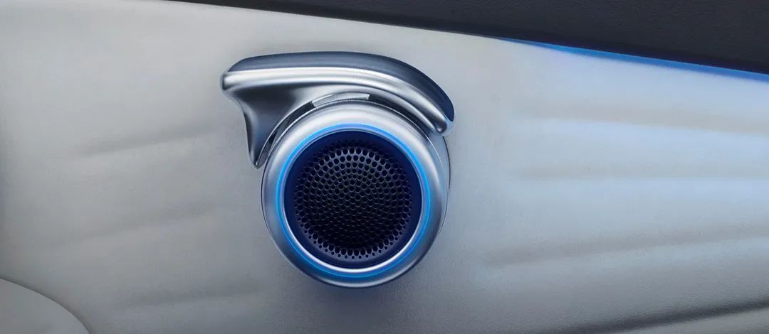 BYD Atto 3 — nội thất (2/4)