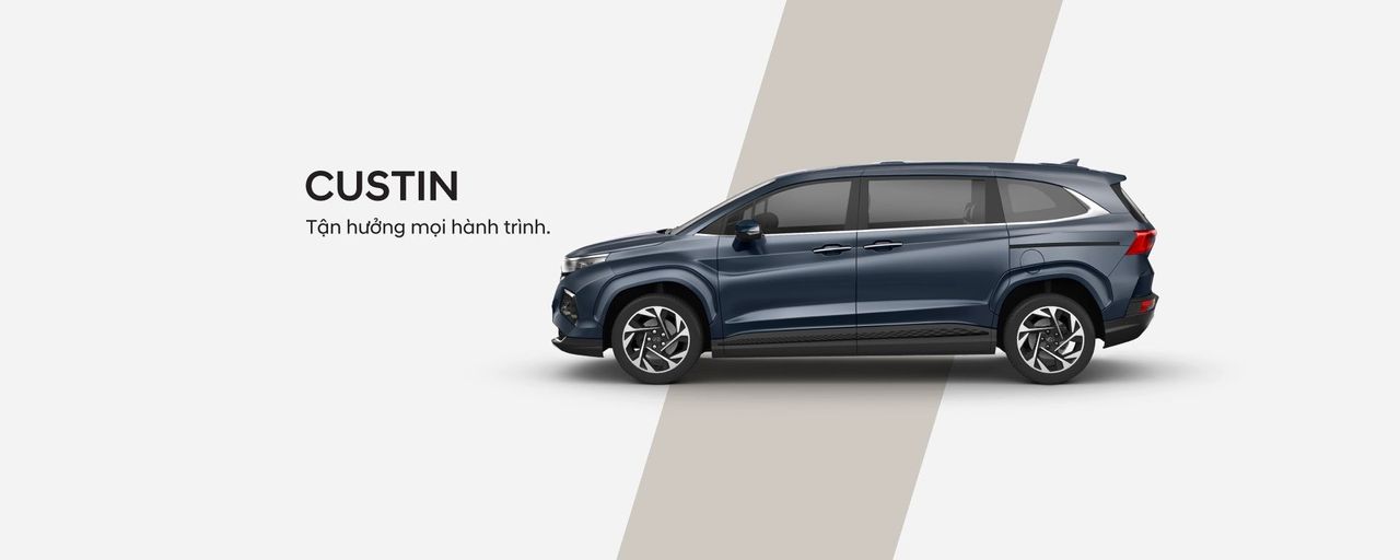 Hyundai Custin — nội thất (1/1)