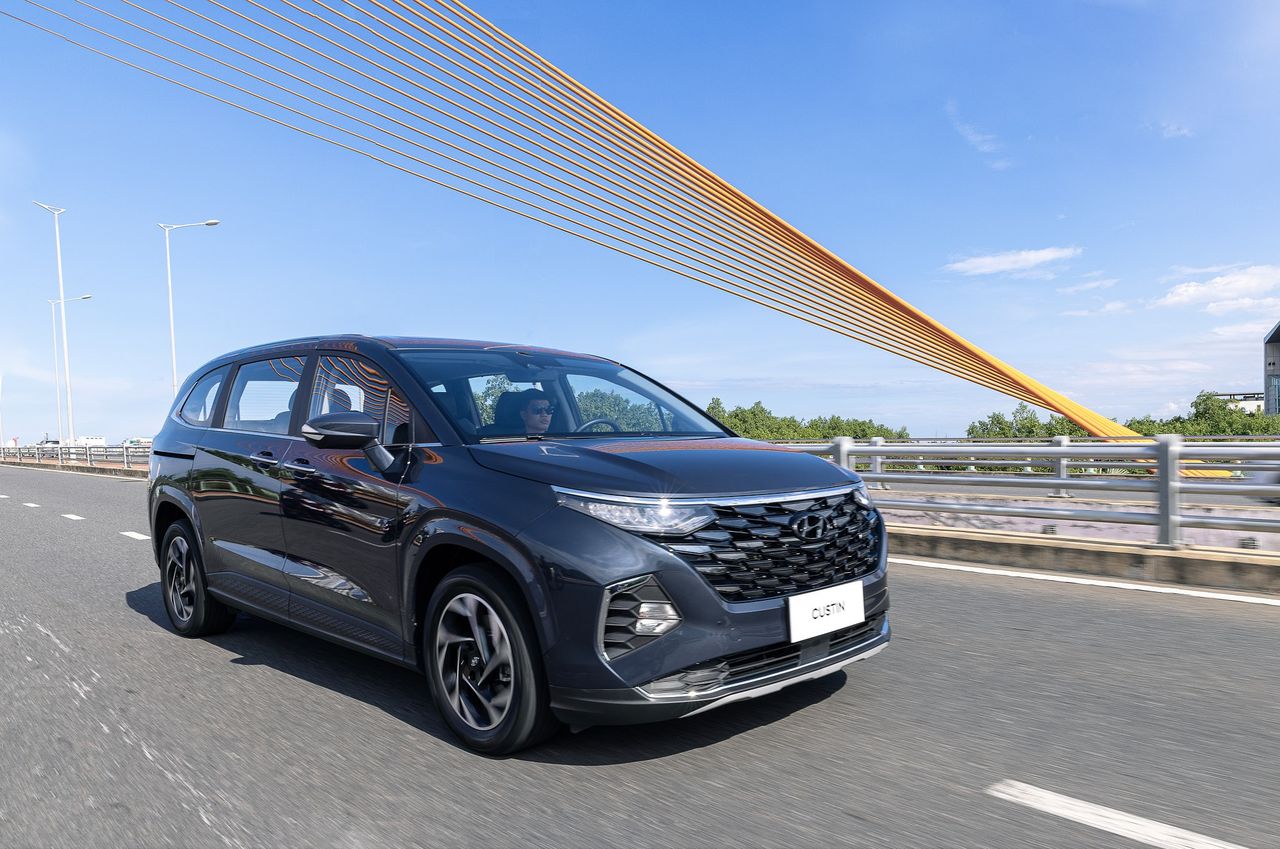 Hyundai Custin — ảnh khác (2/2)