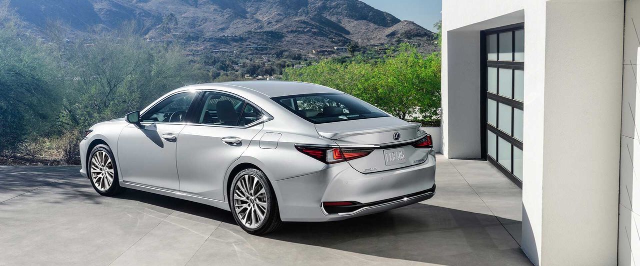 Lexus ES — ngoại thất (5/5)