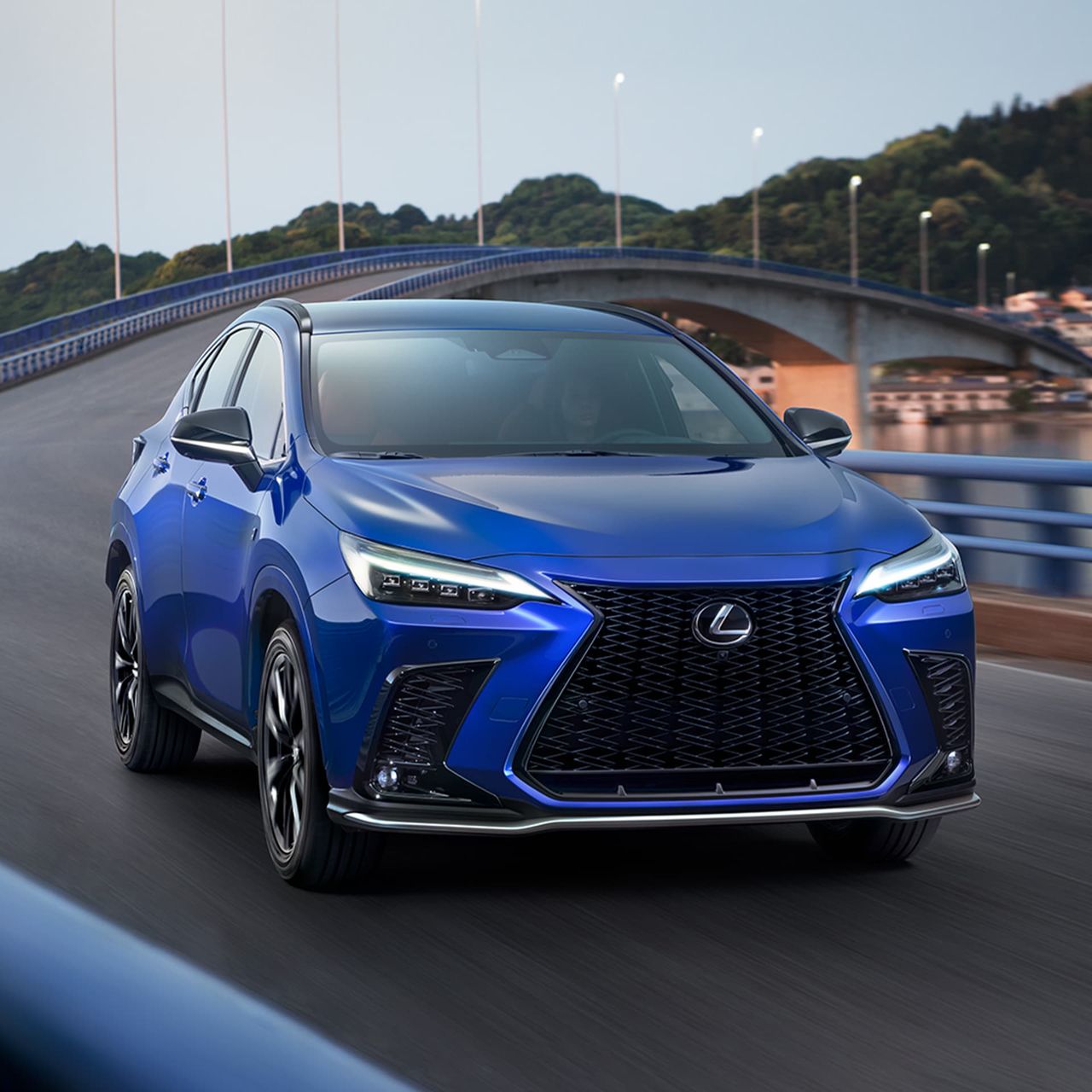 Lexus NX — ngoại thất (2/4)