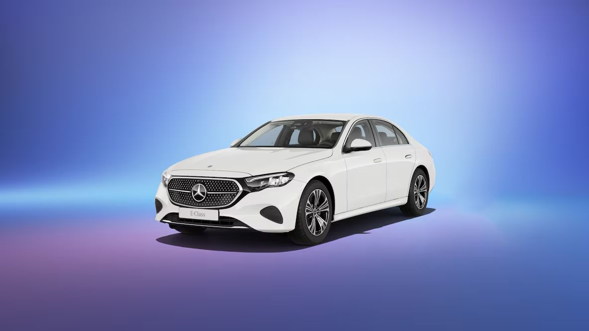 Mercedes-Benz E-Class — nội thất (1/1)