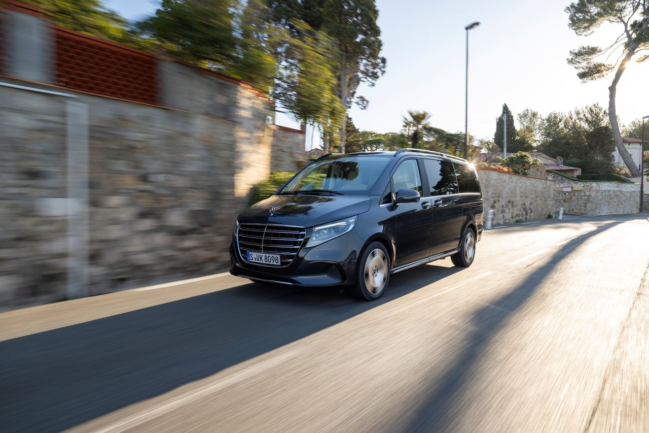 Mercedes-Benz V-Class — ảnh khác (1/2)