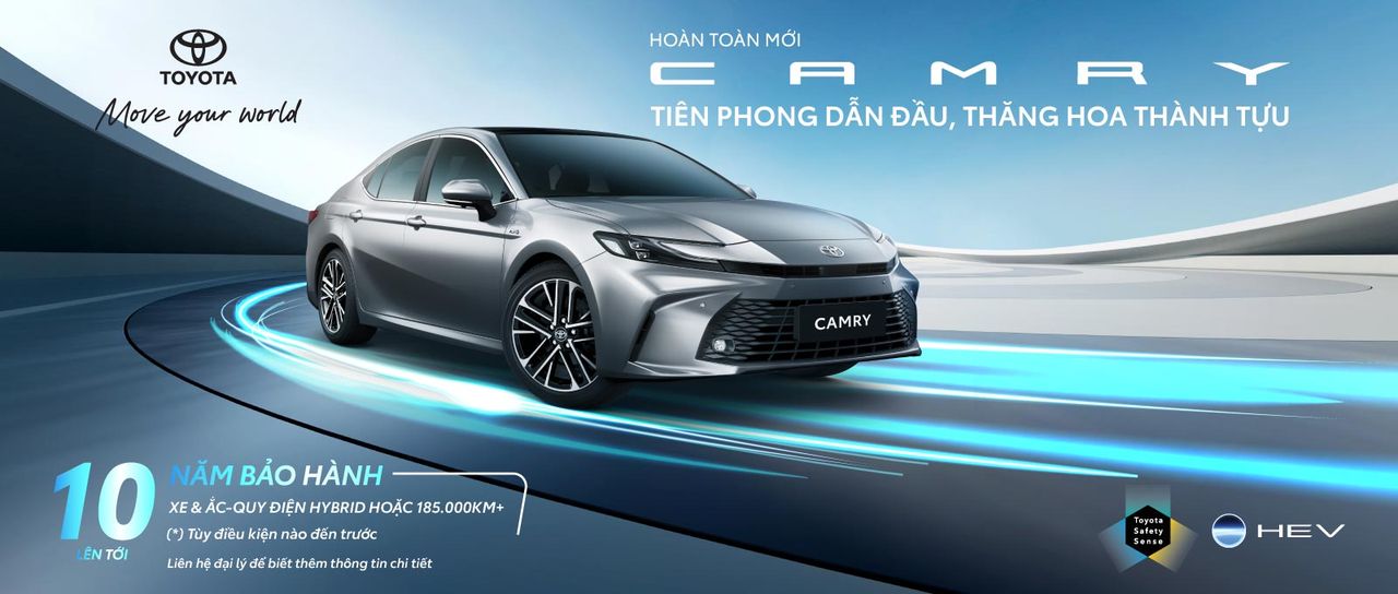 Toyota Camry (1/2)