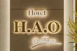 Logo CÔNG TY TNHH RED LIPS HOTEL