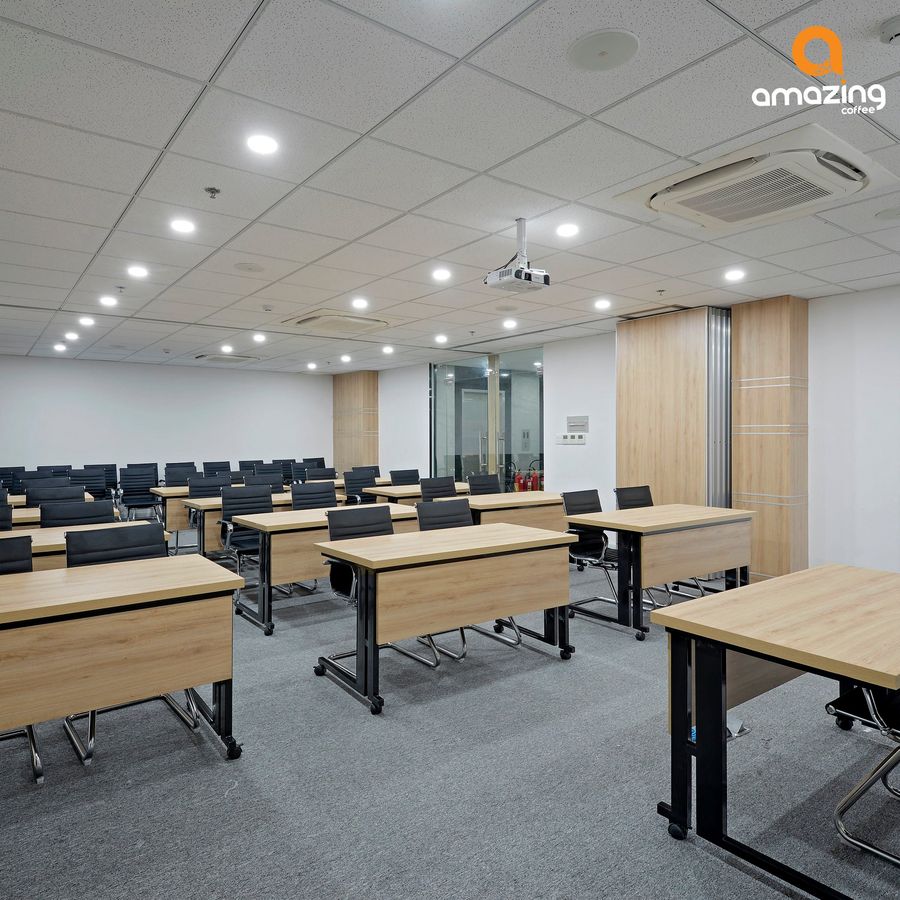 Ảnh trên website chính thức của Amazing Center (2/2)