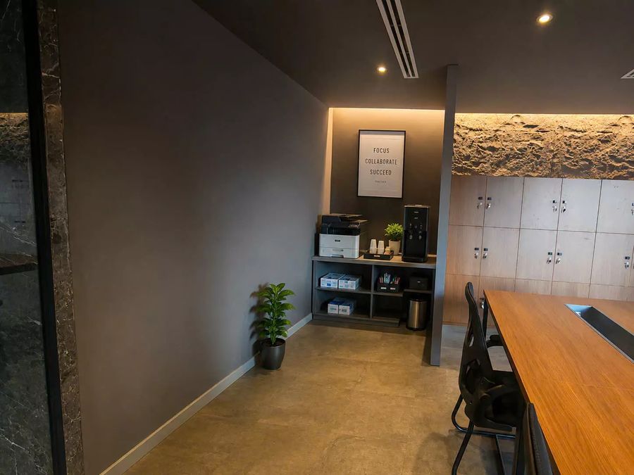 Ảnh trên website chính thức của BIG Office Building (2/2)