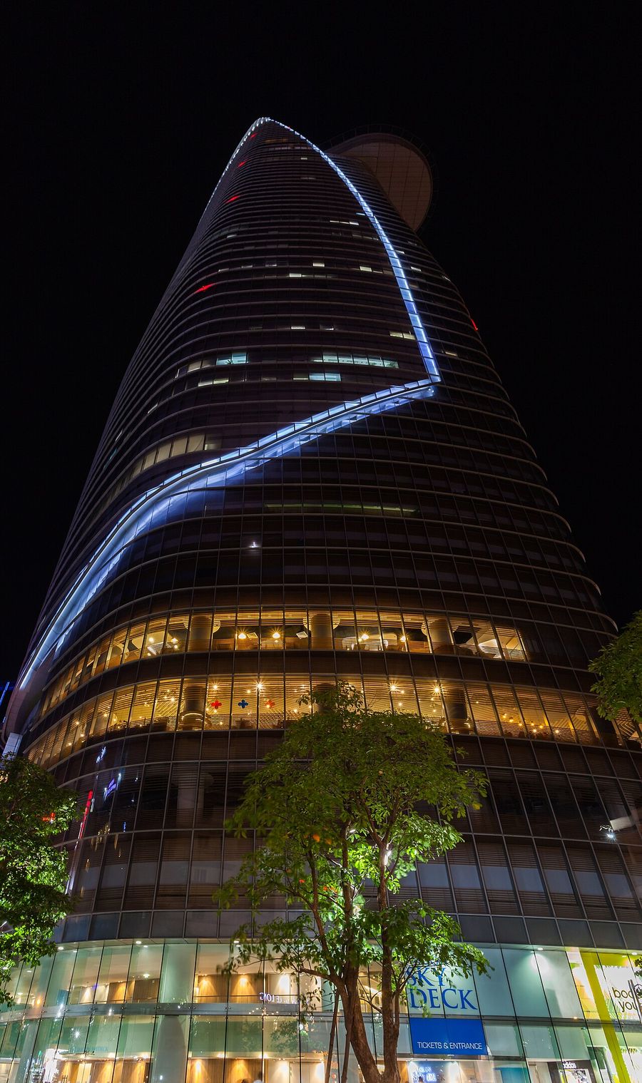 Bitexco Financial Tower, Ciudad Ho Chi Minh, Vietnam, 2013-08-14, DD 07