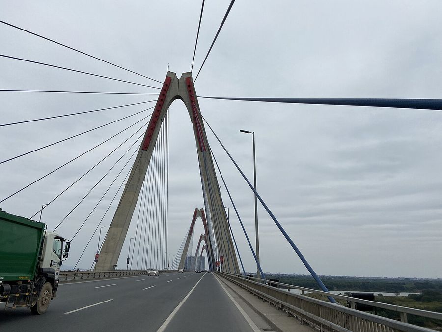 Cầu Nhật Tân, Hà Nội 19