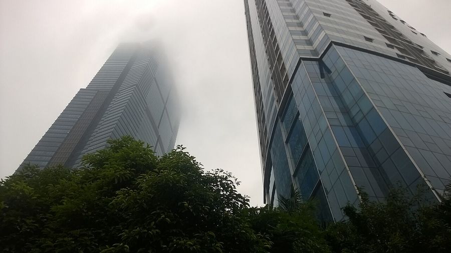 Keangnam Hanoi Landmark Tower misty 05