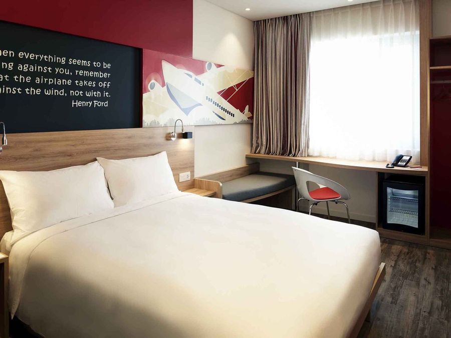 KHÁCH SẠN IBIS SAIGON AIRPORT 7