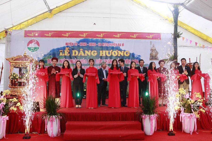 Trường Tiểu học và THCS Đồng Sơn