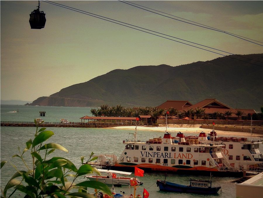 VIN PEARL ISLAND(HON TRE)NHA TRANG BAY VIETNAM JAN 2012 (7034559675)